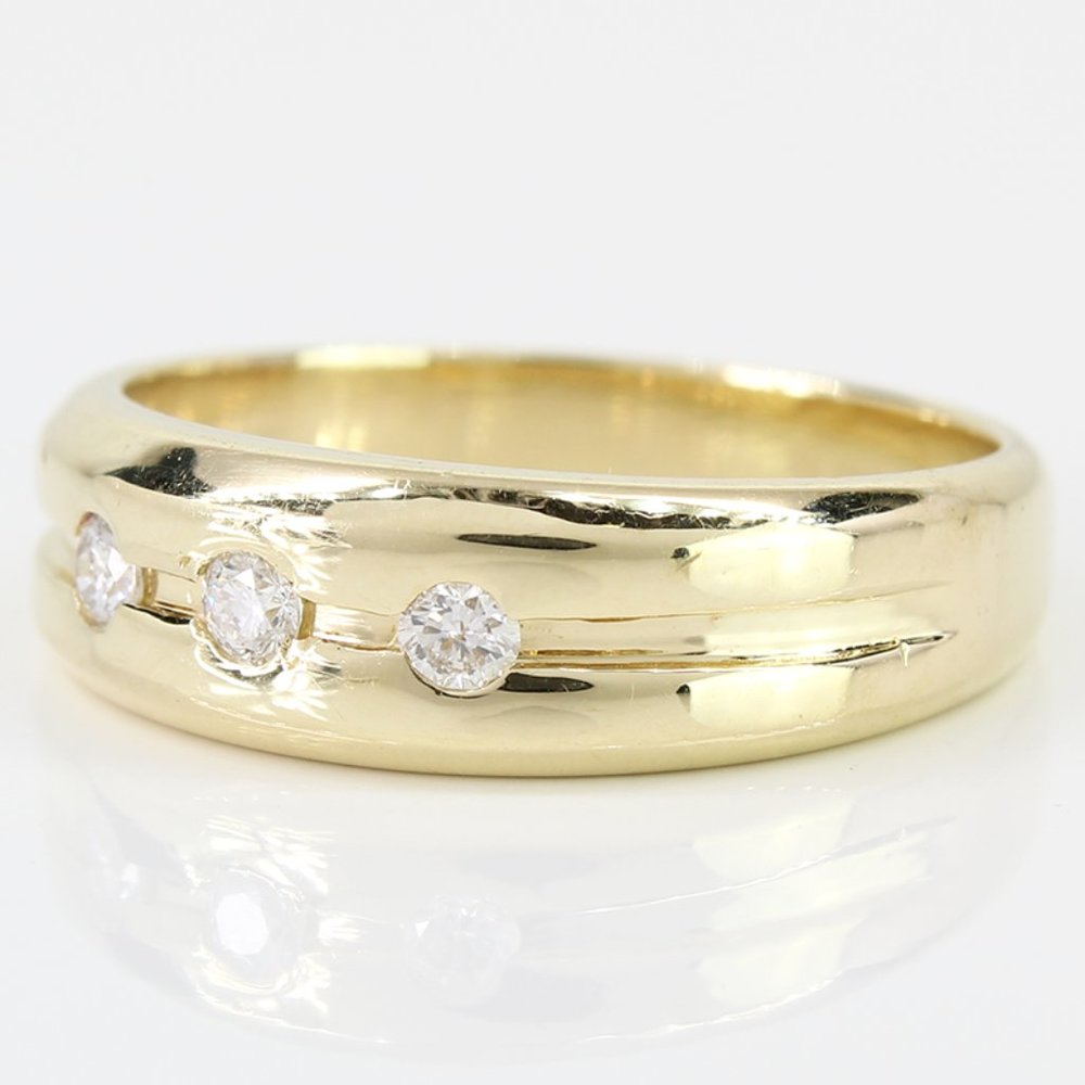 14k Yellow Gold Men's Diamond Wedding Band Ring - Picture 2 of 5